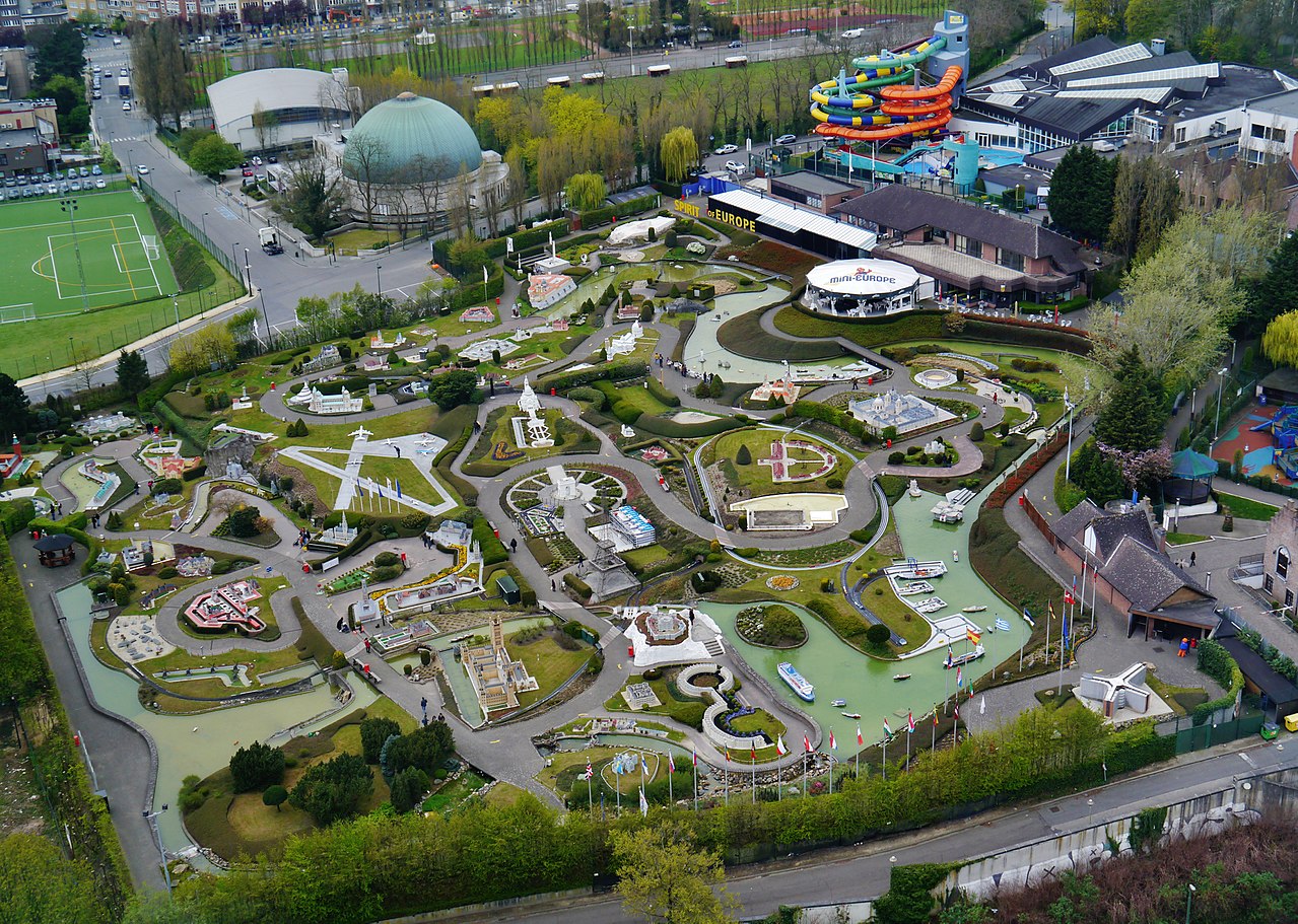 1280px-Laeken_Mini_Europe_viewed_from_Atomium_3
