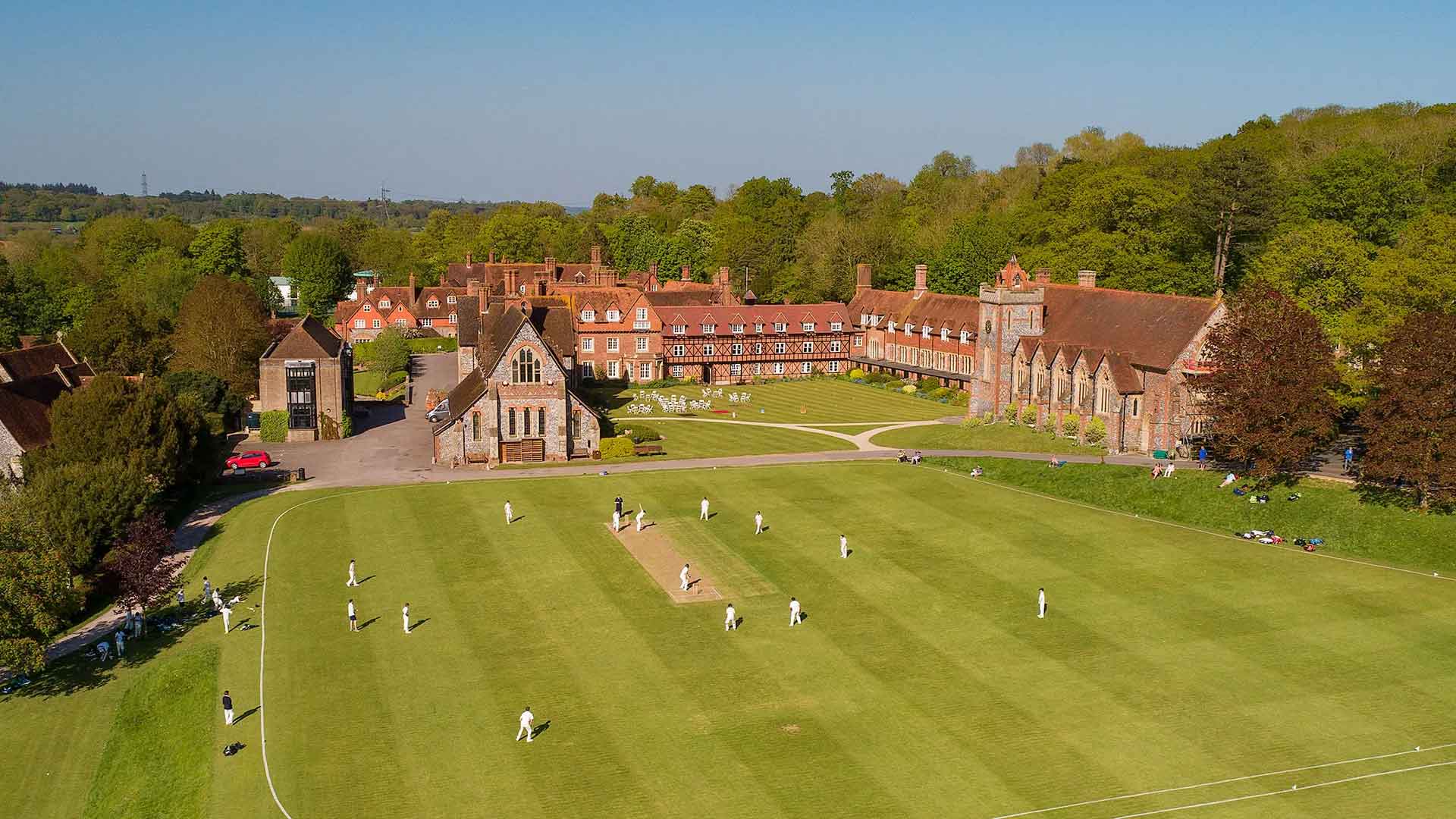 15_Bradfield-College_2