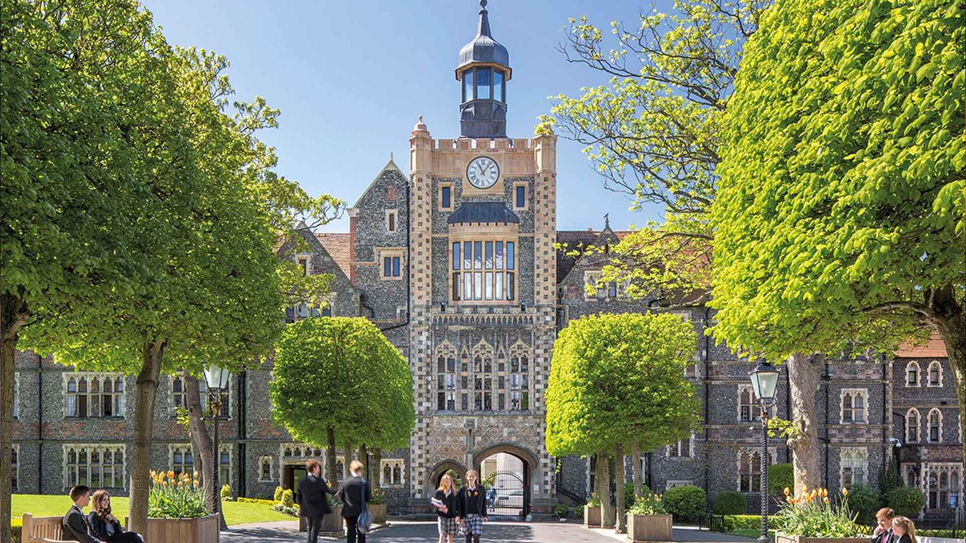 8_Brighton-College