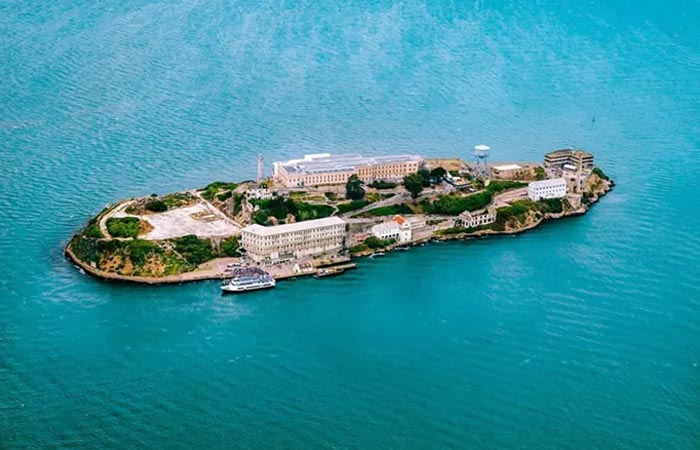 alcatraz-facts-overhead-1-1024x652