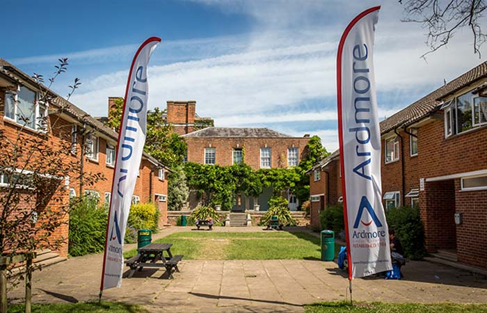 ardmore-banners-accomodation-blocks-berkshire-college