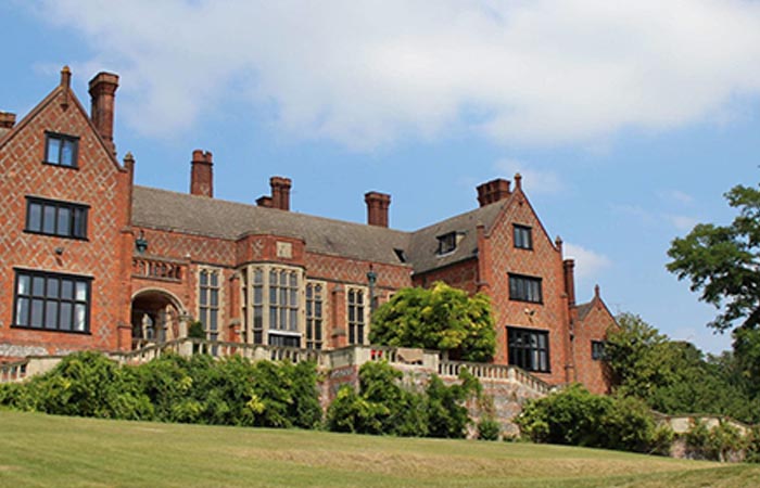 buildings-shiplake-college-aspect-ratio-2186-890-2000x814
