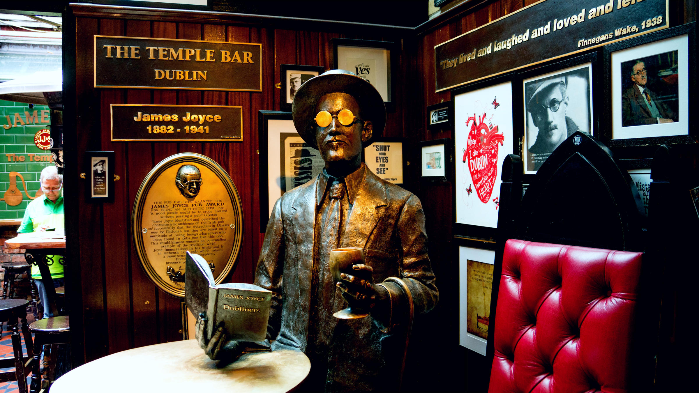 dublin-centr-dzheymsa-dzhoysa (1)