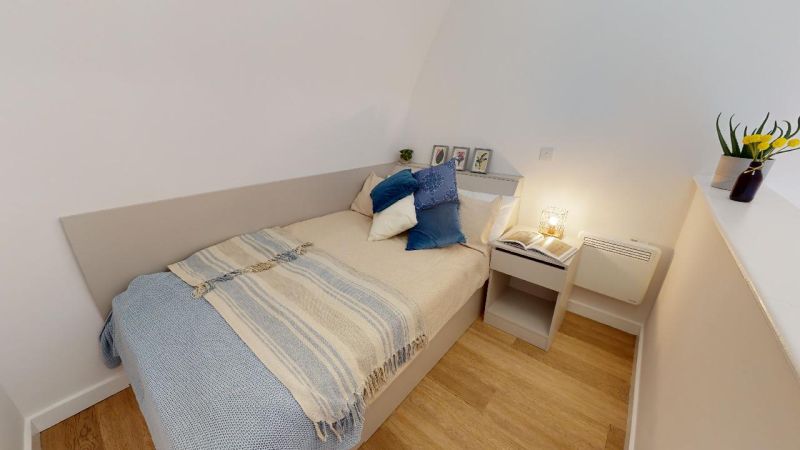 iq-student-accommodation-flinders-house-bedrooms-large_loft_studio-3-_0